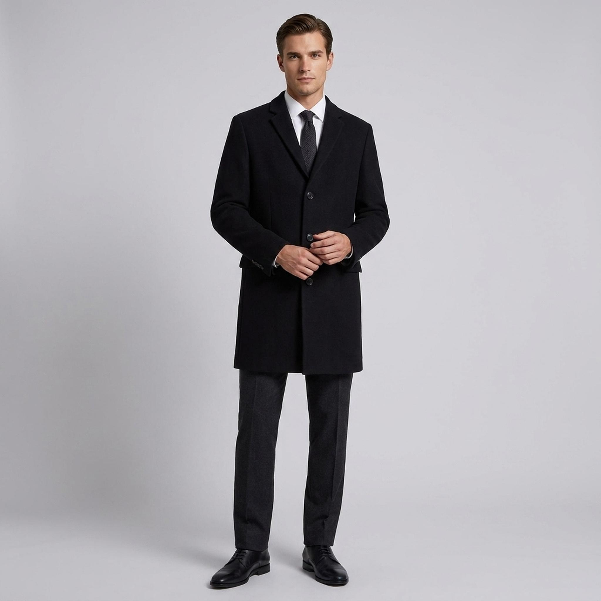 Sobretudo para homem Mango modelo BK378ARI