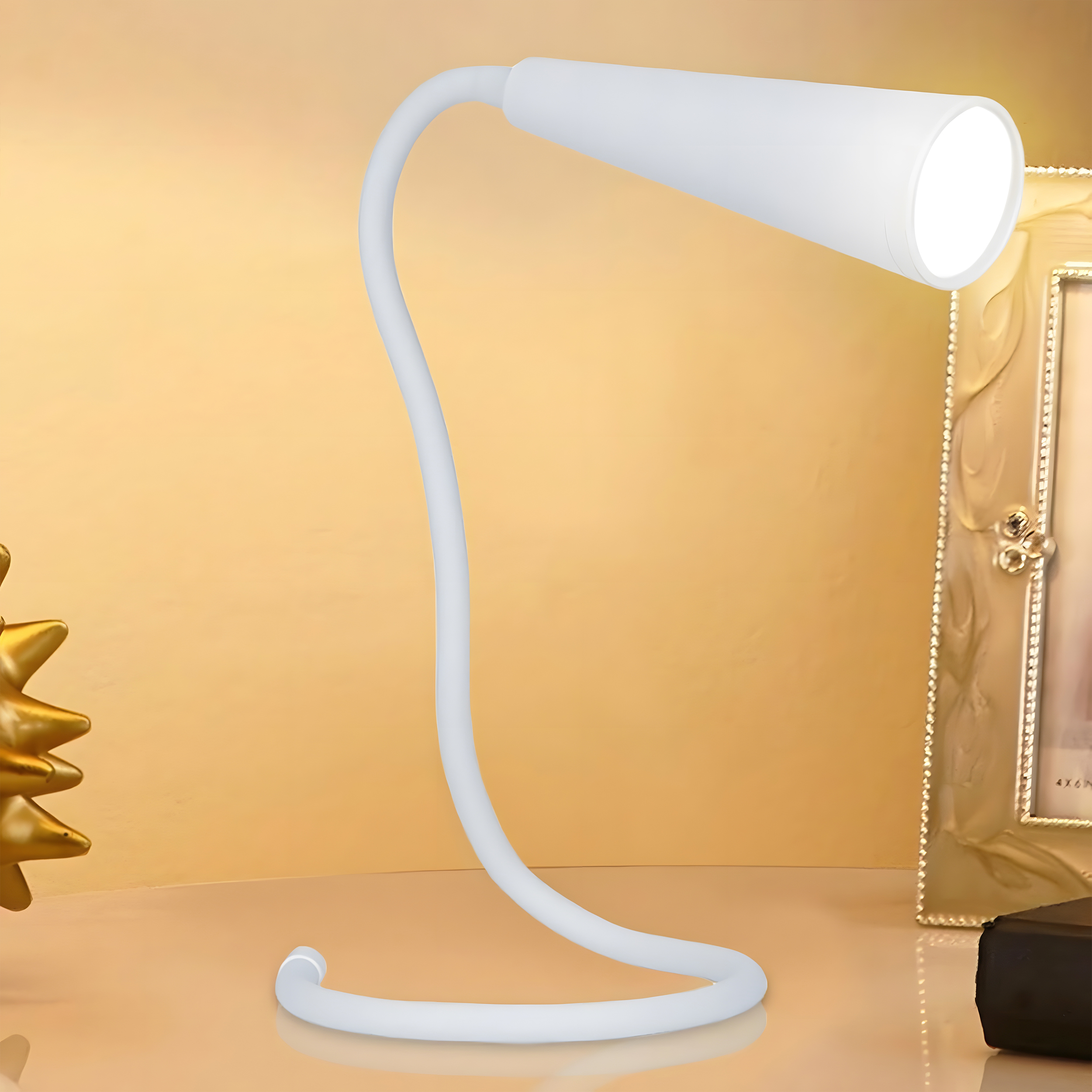 Lampe de bureau Alva modèle LJC-198