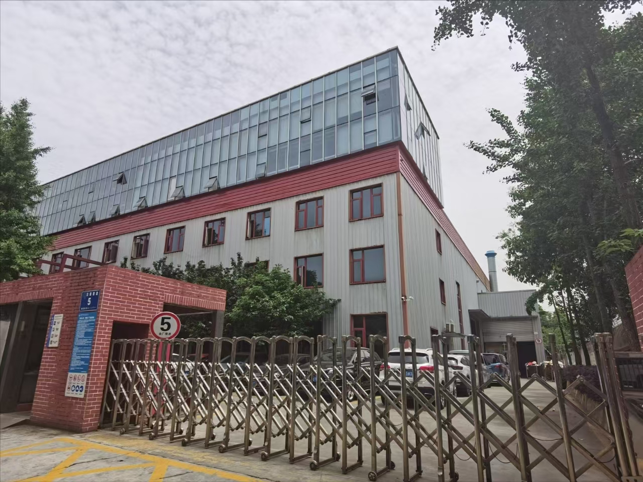 Zigong Lianke Aerospace Equipment Intelligent Manufacturing Co., Ltd. · Photo 1