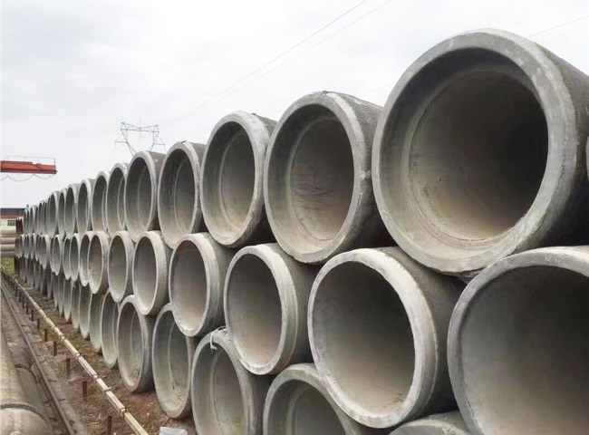 Stahlbeton-Entwässerungsrohr